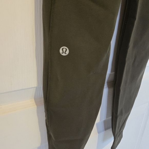 Lululemon Olive Green High-Waisted Leggings - Picture 7 of 9